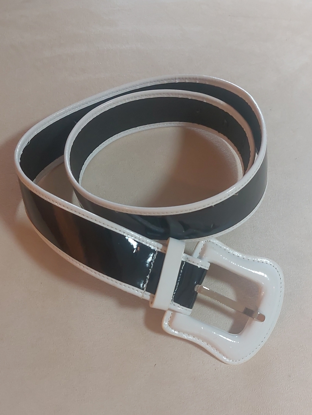 CL by Laundry Black and White Patent Contrast Belt